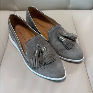 Johnston & Murphy Gray Suede Tassel Loafers Women’s 7